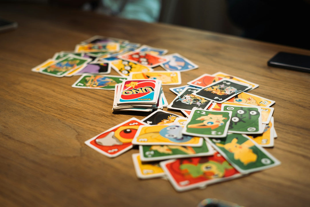 Atelier de création de jeux de cartes éducatifs avec les enfants