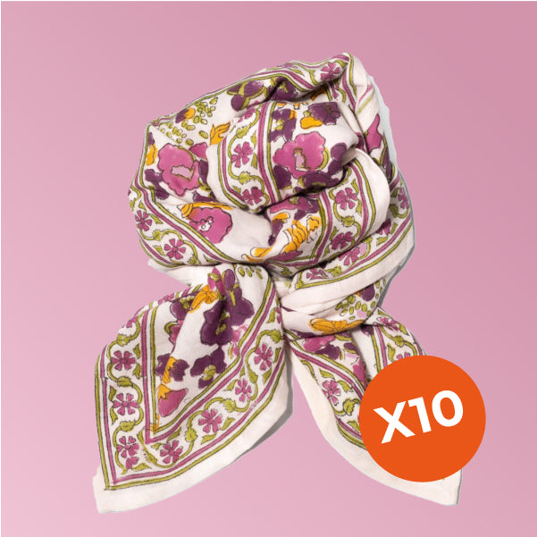 Ensemble de 3 tables basses gigognes modernes en bois clair et métal noir, design scandinave salon