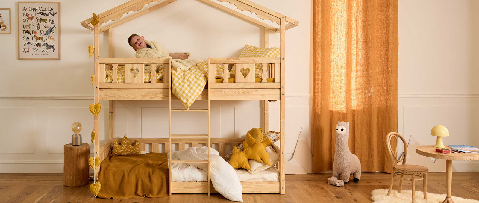 Chamonix children's cabin bed in solid pine with built-in storage, mountain style.