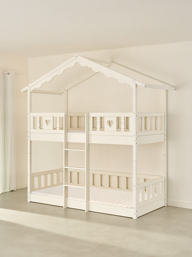 Lit cabane mezzanine enfant en bois blanc CHAMONIX, aire de jeu et couchage stable pour chambre.