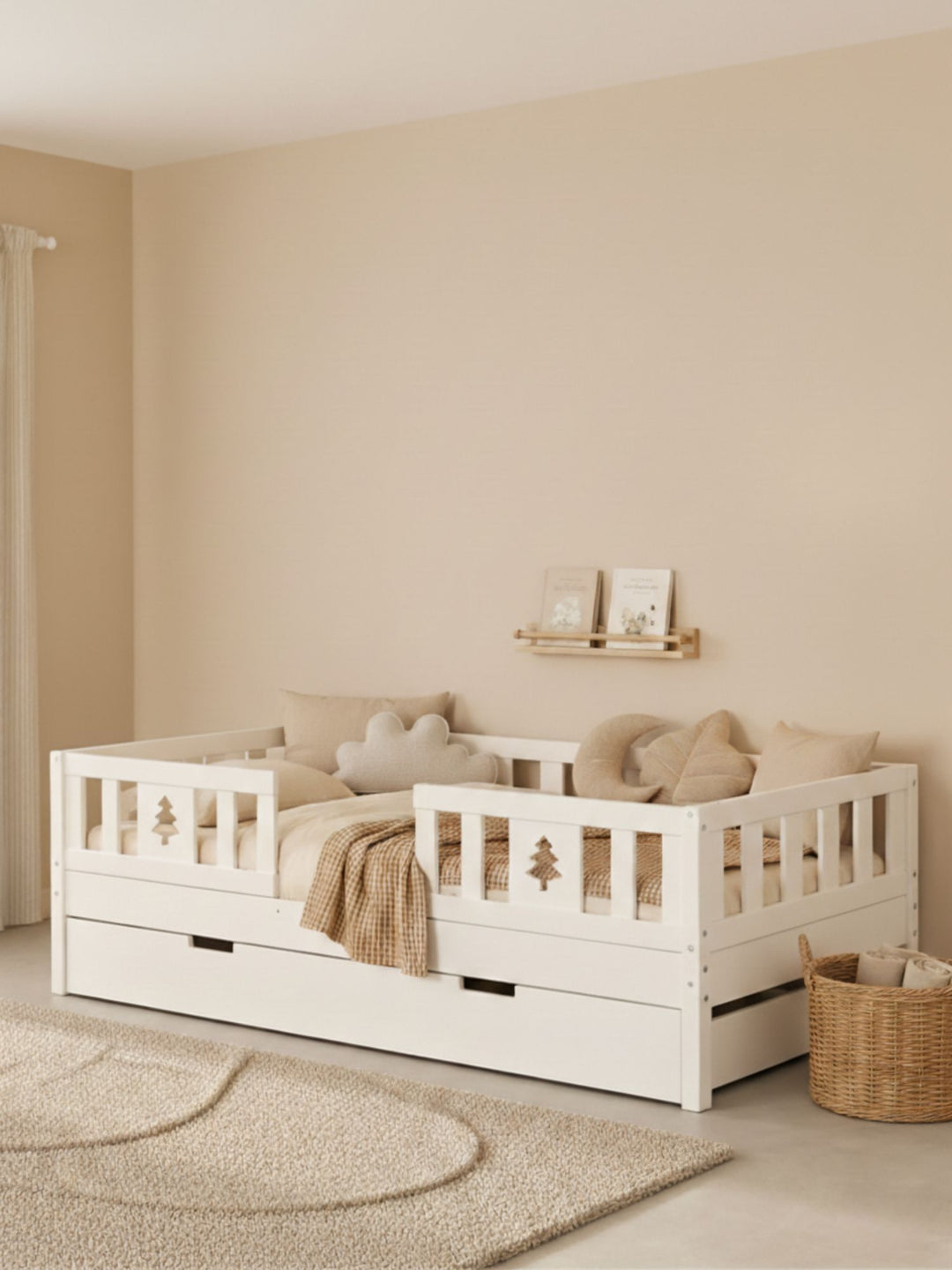 Lit Montessori Barcelone blanc 90x190 avec kit de réhausse 8 poteaux inclus. Inclus jolis tiroirs sapin