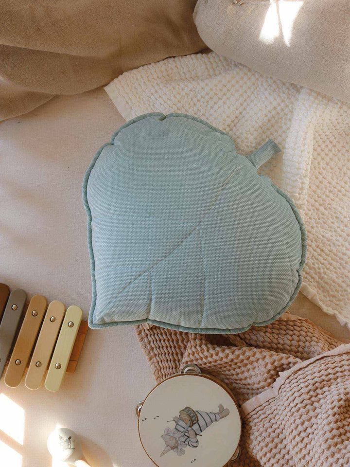 Velvet Leaf Cushion - Cabania