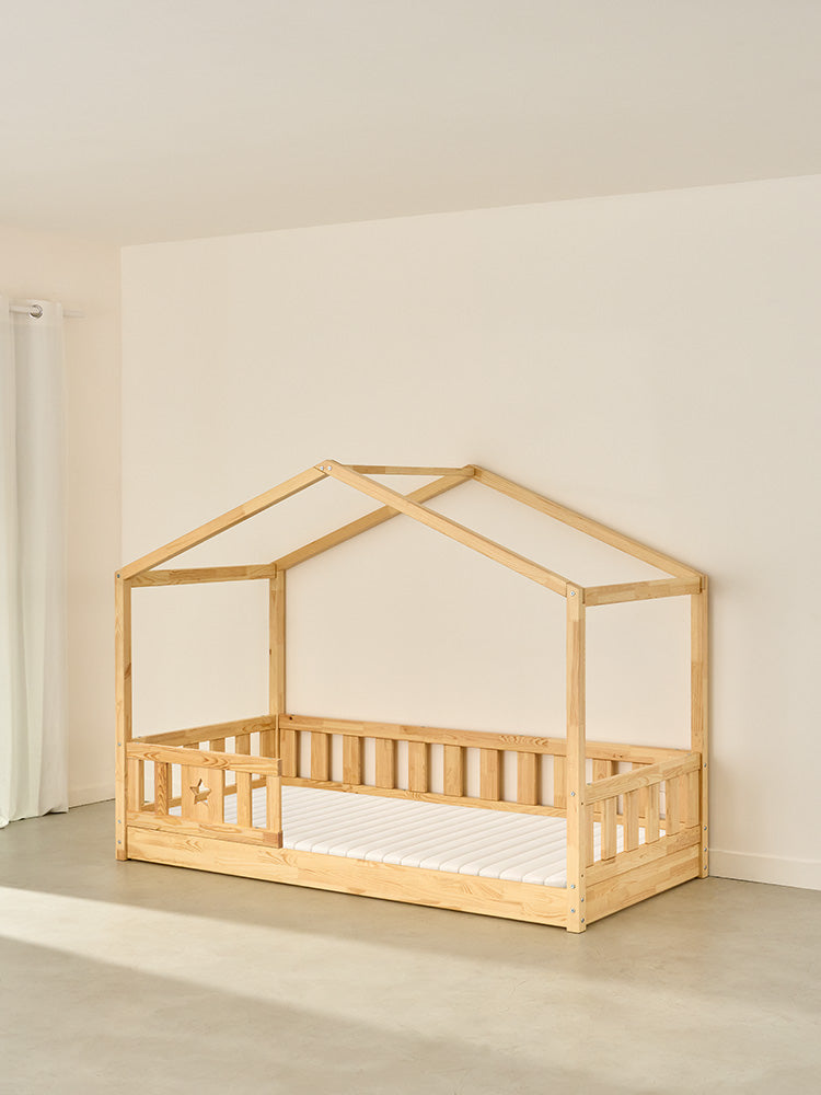 Montessori cabin bed for children natural wood Paris 1 star barrier, ideal for children's bedroom.