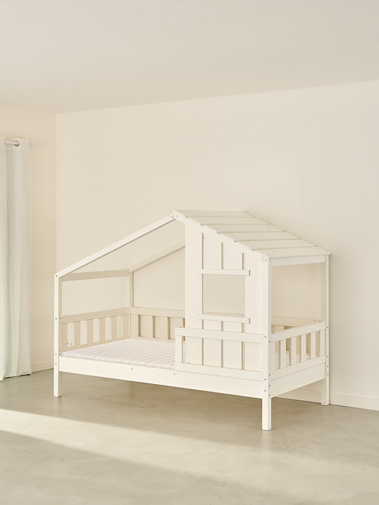SHERWOOD white cabin bed with safety rails, perfect for a child's bedroom.