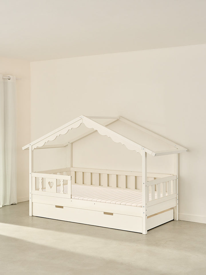 cabin bed CHAMOIX BLANC wood, drawer, heart-shaped barrier. Ideal for toddler bedroom.